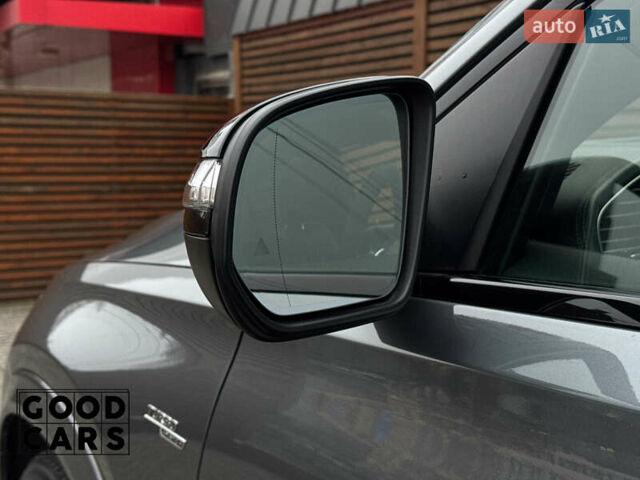 Серый Мерседес ГЛЕ-Класс, объемом двигателя 3 л и пробегом 83 тыс. км за 77500 $, фото 17 на Automoto.ua