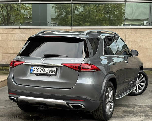 Мерседес ГЛЕ-Класс 2020 в Киеве на Automoto.ua Серый Мерседес ГЛЕ-Класс, объемом двигателя 2 л и пробегом 71 тыс. км за 57500 $, фото 4 на Automoto.ua