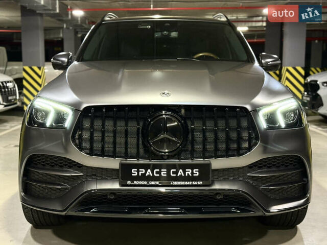 Серый Мерседес ГЛЕ-Класс, объемом двигателя 2 л и пробегом 82 тыс. км за 66700 $, фото 4 на Automoto.ua