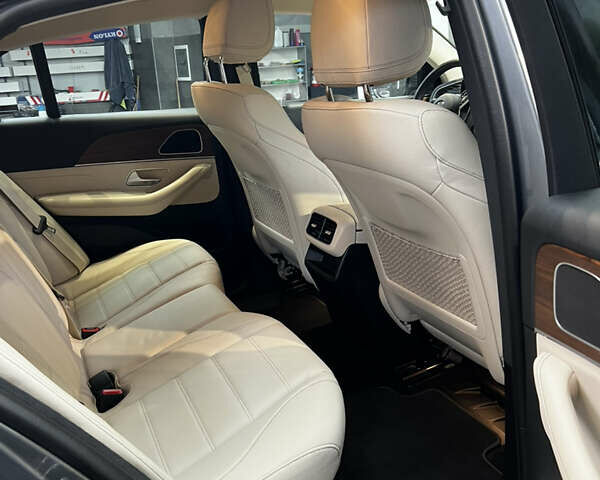 Сірий Мерседес ГЛЕ-Клас, об'ємом двигуна 1.99 л та пробігом 150 тис. км за 79000 $, фото 10 на Automoto.ua