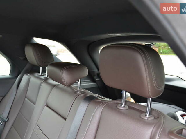 Серый Мерседес ГЛЕ-Класс, объемом двигателя 2 л и пробегом 82 тыс. км за 71999 $, фото 45 на Automoto.ua