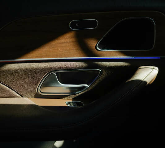 Сірий Мерседес ГЛЕ-Клас, об'ємом двигуна 2.93 л та пробігом 95 тис. км за 73000 $, фото 48 на Automoto.ua