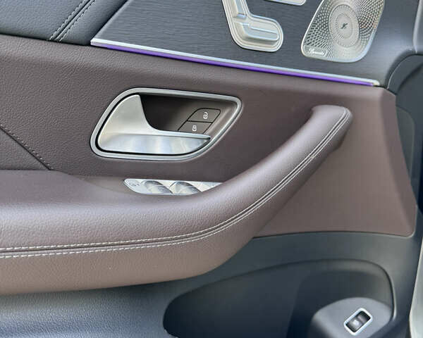 Серый Мерседес ГЛЕ-Класс, объемом двигателя 2.93 л и пробегом 17 тыс. км за 87000 $, фото 25 на Automoto.ua