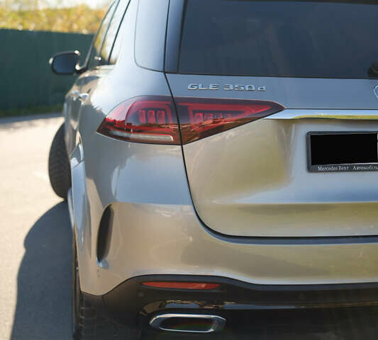 Сірий Мерседес ГЛЕ-Клас, об'ємом двигуна 2.93 л та пробігом 95 тис. км за 73000 $, фото 5 на Automoto.ua