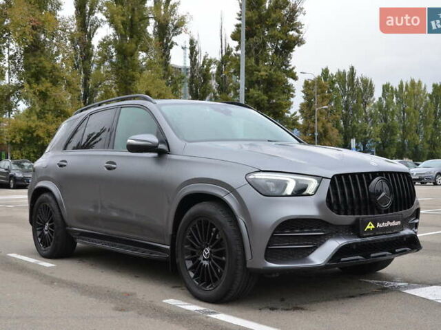 Серый Мерседес ГЛЕ-Класс, объемом двигателя 2 л и пробегом 82 тыс. км за 71999 $, фото 1 на Automoto.ua