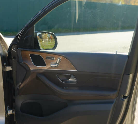 Сірий Мерседес ГЛЕ-Клас, об'ємом двигуна 2.93 л та пробігом 95 тис. км за 73000 $, фото 20 на Automoto.ua