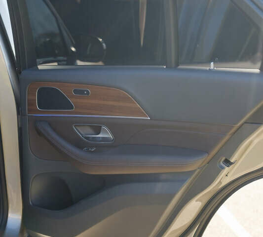 Сірий Мерседес ГЛЕ-Клас, об'ємом двигуна 2.93 л та пробігом 95 тис. км за 73000 $, фото 27 на Automoto.ua