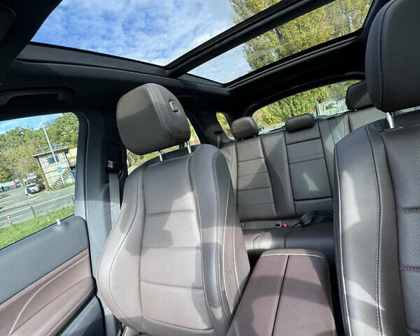 Серый Мерседес ГЛЕ-Класс, объемом двигателя 2.93 л и пробегом 17 тыс. км за 87000 $, фото 36 на Automoto.ua