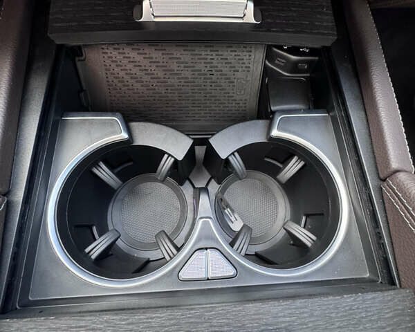 Серый Мерседес ГЛЕ-Класс, объемом двигателя 2.93 л и пробегом 17 тыс. км за 87000 $, фото 47 на Automoto.ua