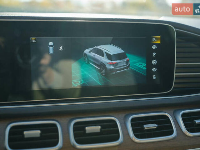 Сірий Мерседес ГЛЕ-Клас, об'ємом двигуна 2.93 л та пробігом 95 тис. км за 73000 $, фото 60 на Automoto.ua