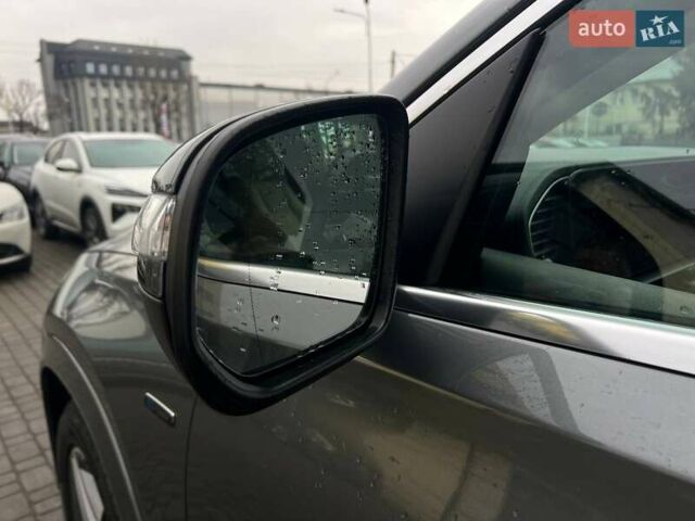 Серый Мерседес ГЛЕ-Класс, объемом двигателя 1.99 л и пробегом 150 тыс. км за 76000 $, фото 9 на Automoto.ua