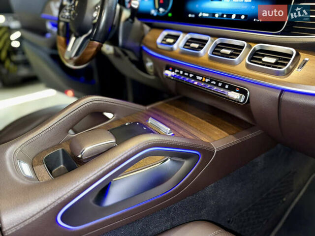 Серый Мерседес ГЛЕ-Класс, объемом двигателя 2 л и пробегом 82 тыс. км за 66700 $, фото 37 на Automoto.ua