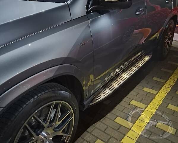 Серый Мерседес ГЛЕ-Класс, объемом двигателя 3 л и пробегом 67 тыс. км за 93000 $, фото 4 на Automoto.ua