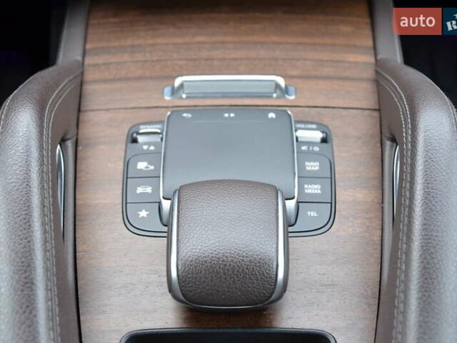 Серый Мерседес ГЛЕ-Класс, объемом двигателя 2 л и пробегом 82 тыс. км за 71999 $, фото 47 на Automoto.ua