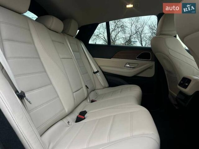 Серый Мерседес ГЛЕ-Класс, объемом двигателя 1.99 л и пробегом 150 тыс. км за 76000 $, фото 19 на Automoto.ua