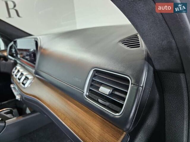 Серый Мерседес ГЛЕ-Класс, объемом двигателя 1.95 л и пробегом 152 тыс. км за 87777 $, фото 22 на Automoto.ua
