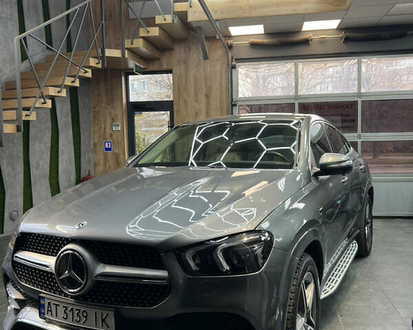 Сірий Мерседес ГЛЕ-Клас, об'ємом двигуна 1.99 л та пробігом 150 тис. км за 79000 $, фото 1 на Automoto.ua
