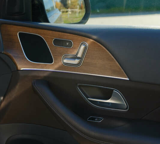 Сірий Мерседес ГЛЕ-Клас, об'ємом двигуна 2.93 л та пробігом 95 тис. км за 73000 $, фото 21 на Automoto.ua