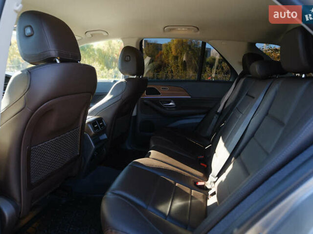 Сірий Мерседес ГЛЕ-Клас, об'ємом двигуна 2.93 л та пробігом 95 тис. км за 73000 $, фото 38 на Automoto.ua