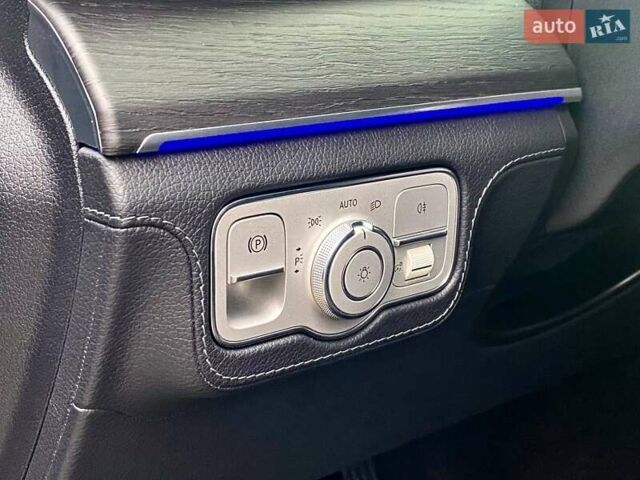 Сірий Мерседес ГЛЕ-Клас, об'ємом двигуна 4 л та пробігом 55 тис. км за 81500 $, фото 26 на Automoto.ua