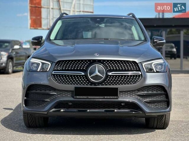 Серый Мерседес ГЛЕ-Класс, объемом двигателя 1.95 л и пробегом 67 тыс. км за 71800 $, фото 4 на Automoto.ua