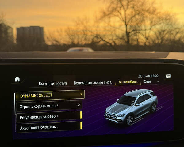 Серый Мерседес ГЛЕ-Класс, объемом двигателя 1.99 л и пробегом 37 тыс. км за 77999 $, фото 27 на Automoto.ua