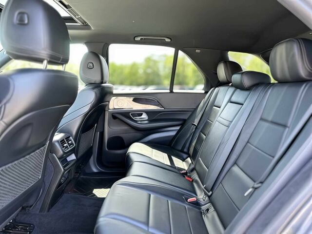 Серый Мерседес ГЛЕ-Класс, объемом двигателя 2 л и пробегом 20 тыс. км за 26700 $, фото 12 на Automoto.ua