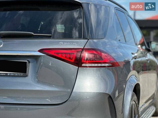 Серый Мерседес ГЛЕ-Класс, объемом двигателя 1.95 л и пробегом 67 тыс. км за 71800 $, фото 26 на Automoto.ua