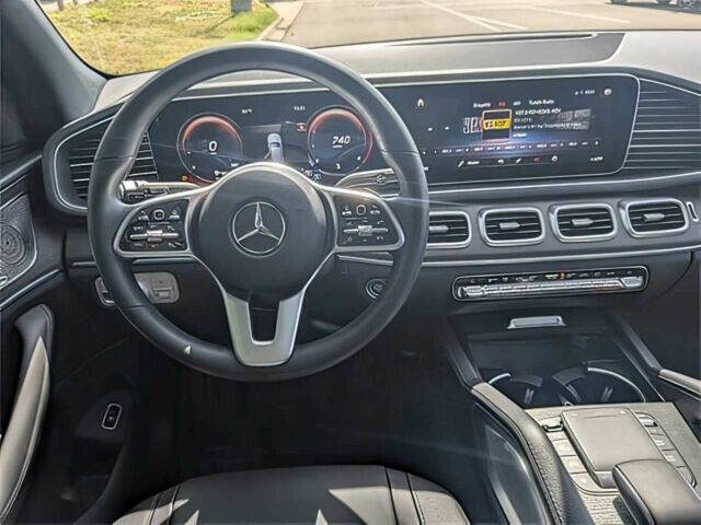 Серый Мерседес ГЛЕ-Класс, объемом двигателя 2 л и пробегом 21 тыс. км за 35000 $, фото 7 на Automoto.ua