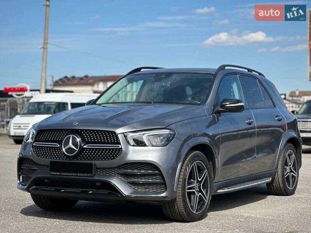 Серый Мерседес ГЛЕ-Класс, объемом двигателя 1.95 л и пробегом 67 тыс. км за 71800 $, фото 3 на Automoto.ua