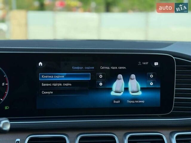 Серый Мерседес ГЛЕ-Класс, объемом двигателя 1.95 л и пробегом 67 тыс. км за 71800 $, фото 36 на Automoto.ua