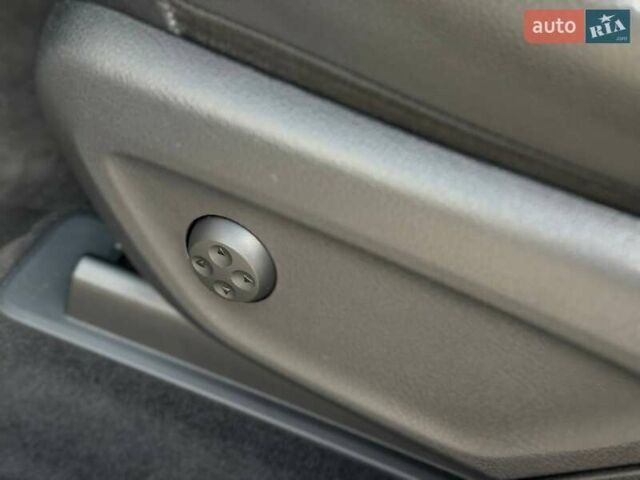 Серый Мерседес ГЛЕ-Класс, объемом двигателя 1.95 л и пробегом 67 тыс. км за 71800 $, фото 73 на Automoto.ua