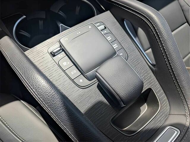 Серый Мерседес ГЛЕ-Класс, объемом двигателя 2 л и пробегом 21 тыс. км за 35000 $, фото 9 на Automoto.ua