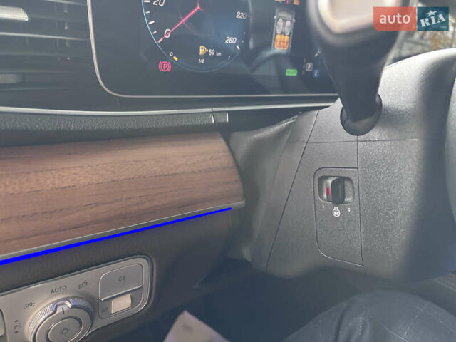Серый Мерседес ГЛЕ-Класс, объемом двигателя 1.99 л и пробегом 69 тыс. км за 70000 $, фото 18 на Automoto.ua