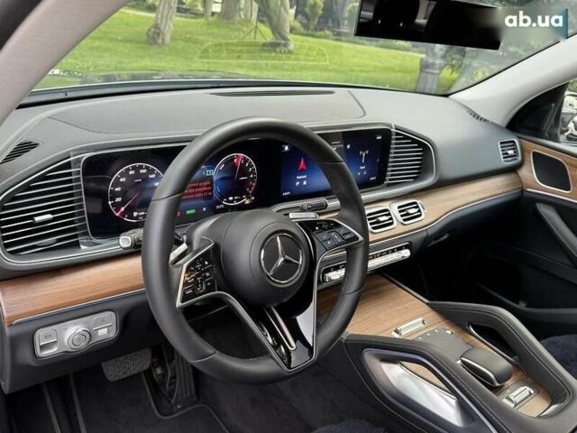 Серый Мерседес ГЛЕ-Класс, объемом двигателя 2 л и пробегом 11 тыс. км за 103000 $, фото 5 на Automoto.ua