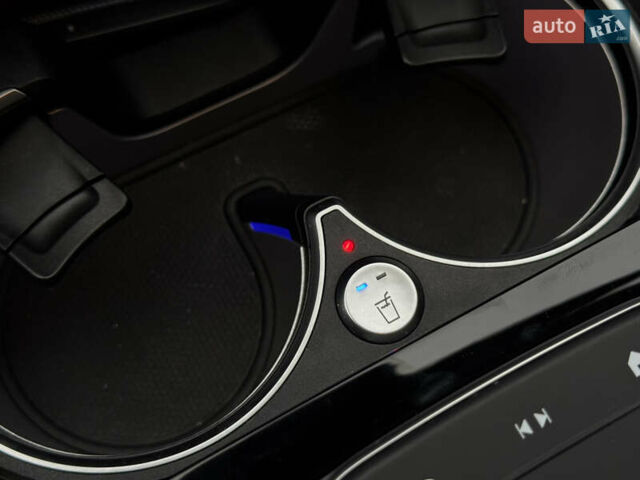 Серый Мерседес ГЛЕ-Класс, объемом двигателя 3.98 л и пробегом 27 тыс. км за 152000 $, фото 32 на Automoto.ua