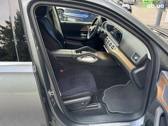 Серый Мерседес ГЛЕ-Класс, объемом двигателя 2 л и пробегом 11 тыс. км за 103000 $, фото 20 на Automoto.ua