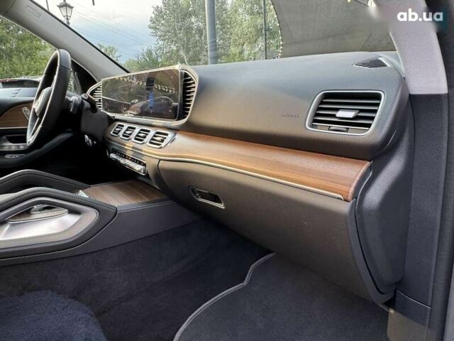 Серый Мерседес ГЛЕ-Класс, объемом двигателя 2 л и пробегом 11 тыс. км за 103000 $, фото 23 на Automoto.ua