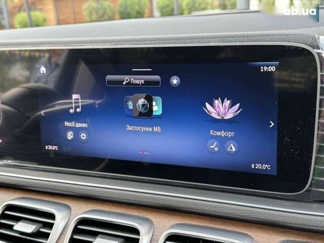 Серый Мерседес ГЛЕ-Класс, объемом двигателя 2 л и пробегом 11 тыс. км за 103000 $, фото 12 на Automoto.ua