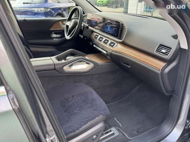 Серый Мерседес ГЛЕ-Класс, объемом двигателя 2 л и пробегом 11 тыс. км за 103000 $, фото 22 на Automoto.ua