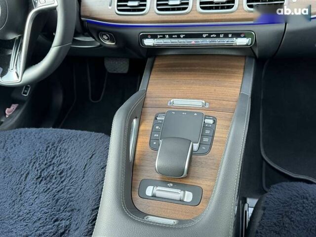 Серый Мерседес ГЛЕ-Класс, объемом двигателя 2 л и пробегом 11 тыс. км за 103000 $, фото 24 на Automoto.ua