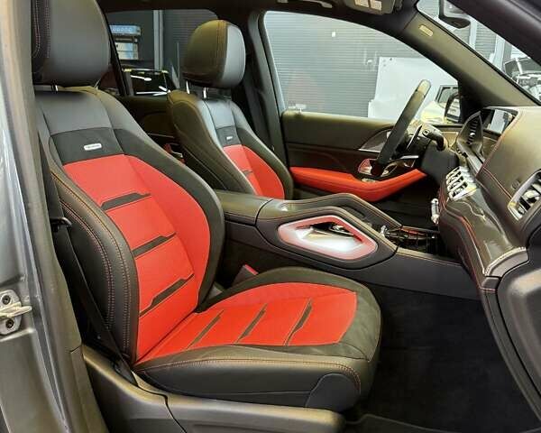 Серый Мерседес ГЛЕ-Класс, объемом двигателя 3 л и пробегом 19 тыс. км за 99999 $, фото 21 на Automoto.ua