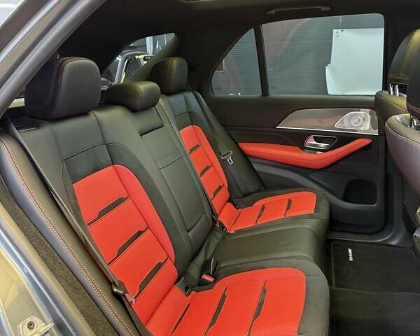 Серый Мерседес ГЛЕ-Класс, объемом двигателя 3 л и пробегом 19 тыс. км за 99999 $, фото 28 на Automoto.ua