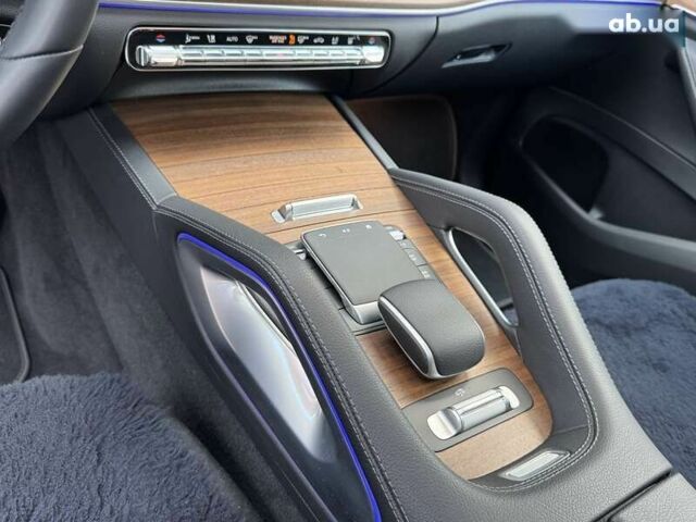 Серый Мерседес ГЛЕ-Класс, объемом двигателя 2 л и пробегом 11 тыс. км за 103000 $, фото 25 на Automoto.ua