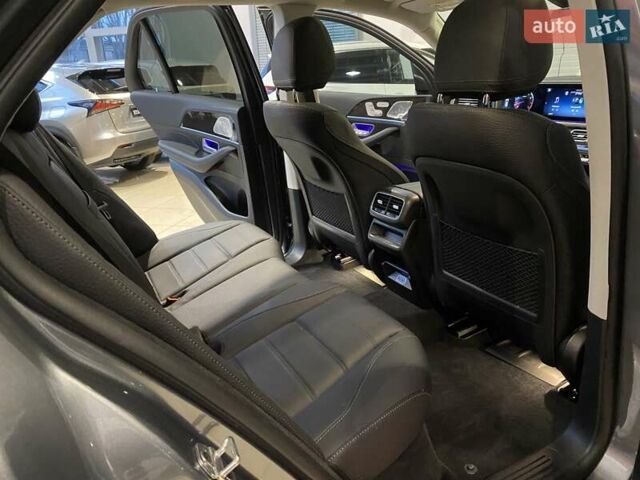 Сірий Мерседес ГЛЕ-Клас, об'ємом двигуна 3.98 л та пробігом 16 тис. км за 105000 $, фото 45 на Automoto.ua