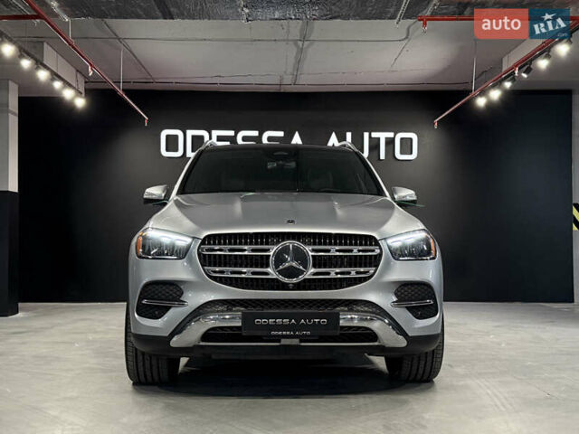 Сірий Мерседес ГЛЕ-Клас, об'ємом двигуна 2 л та пробігом 11 тис. км за 89000 $, фото 2 на Automoto.ua