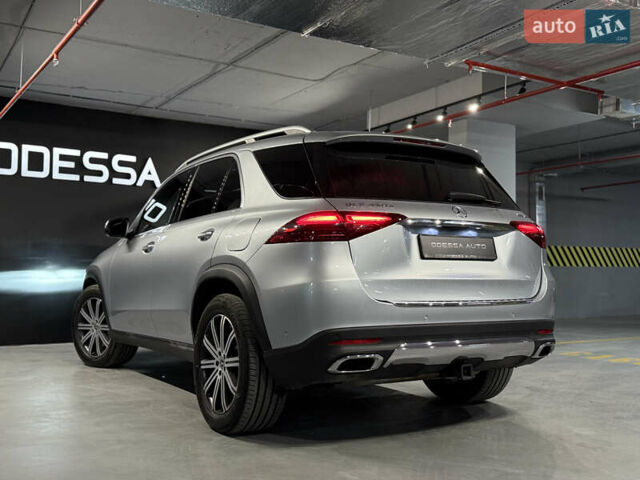 Сірий Мерседес ГЛЕ-Клас, об'ємом двигуна 2 л та пробігом 11 тис. км за 89000 $, фото 4 на Automoto.ua