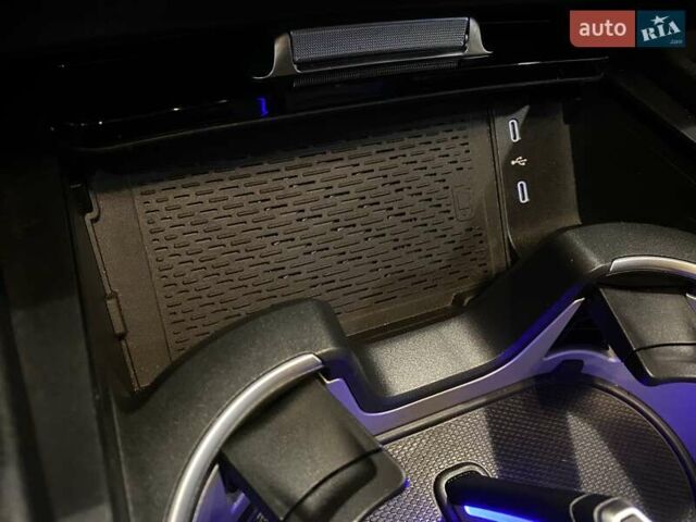 Сірий Мерседес ГЛЕ-Клас, об'ємом двигуна 3.98 л та пробігом 16 тис. км за 105000 $, фото 36 на Automoto.ua