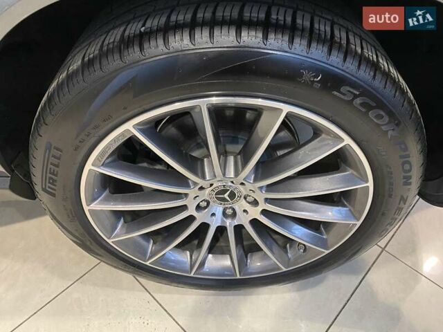 Сірий Мерседес ГЛЕ-Клас, об'ємом двигуна 3.98 л та пробігом 16 тис. км за 105000 $, фото 19 на Automoto.ua