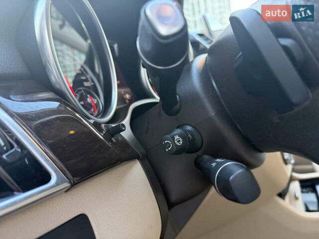 Синий Мерседес ГЛЕ-Класс, объемом двигателя 3.5 л и пробегом 85 тыс. км за 28500 $, фото 46 на Automoto.ua